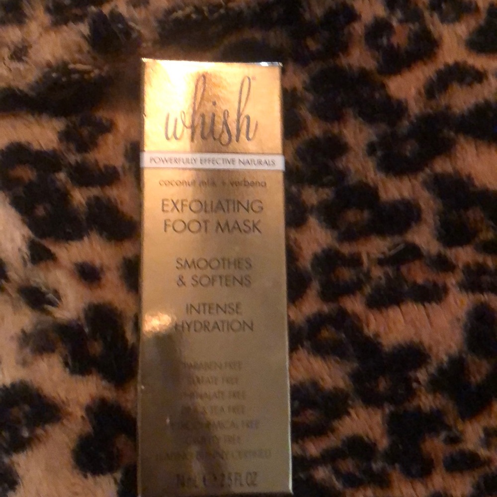 ** WHISH EXFOLIATING FOOT MASK **